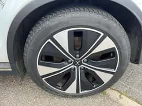 Polestar 2 (2022) thumbnail 10