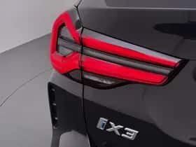 BMW iX3 (2023) thumbnail 2