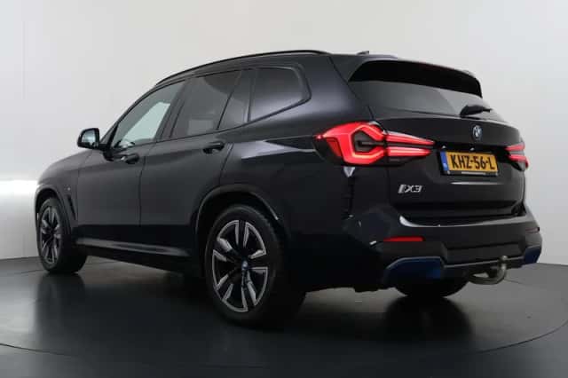 BMW iX3 (2023) thumbnail 5