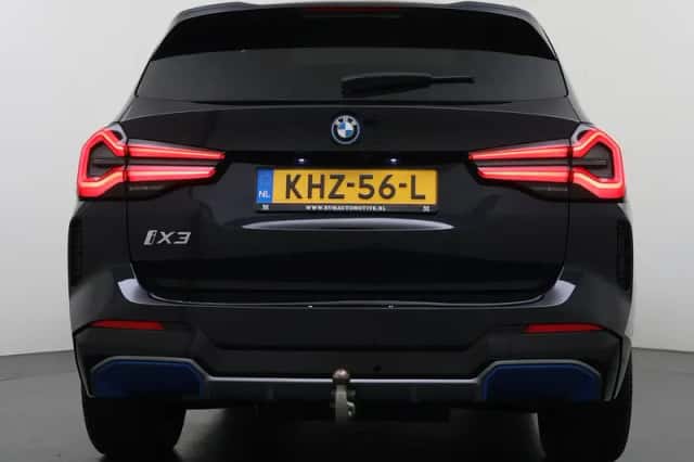 BMW iX3 (2023) thumbnail 6