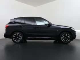 BMW iX3 (2023) thumbnail 9
