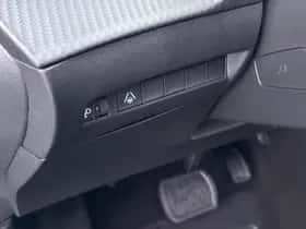 Peugeot 2008 (2025) thumbnail 19