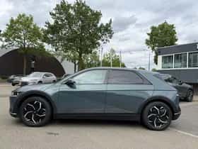 Hyundai Ioniq 5 (2023) thumbnail 2