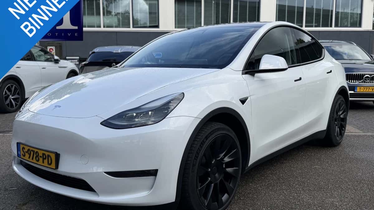 Tesla Model Y (2023) — foto 1