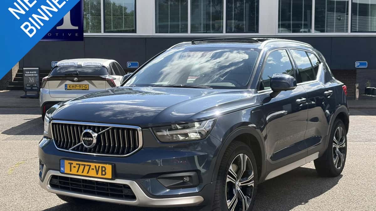 Volvo XC40 (2020) — foto 1
