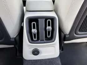 Volvo XC40 (2020) thumbnail 12