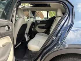 Volvo XC40 (2020) thumbnail 13