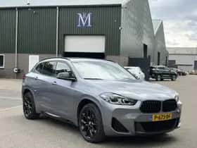 BMW X2 (2022) thumbnail 3