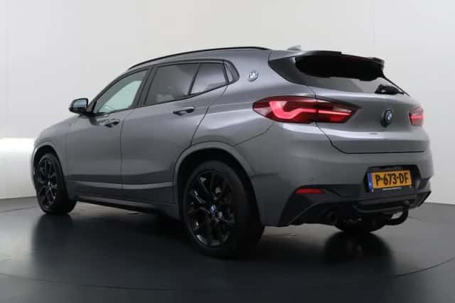 BMW X2 (2022) thumbnail 6