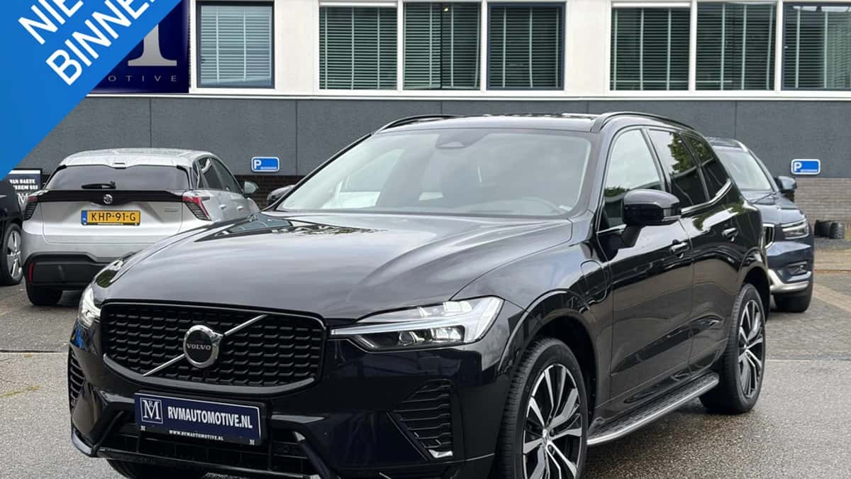 Volvo XC60 (2023) — foto 1