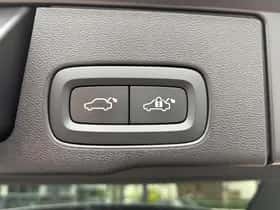 Volvo XC60 (2023) thumbnail 6
