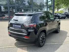 Jeep Compass (2024) thumbnail 4