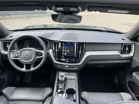 Volvo XC60 (2024) thumbnail 16