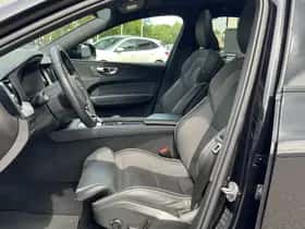 Volvo XC60 (2024) thumbnail 23