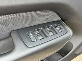 Volvo XC60 (2024) thumbnail 25