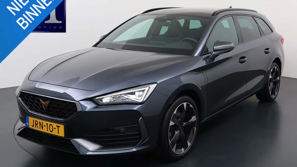 CUPRA Leon Sportstourer (2022) — foto 1
