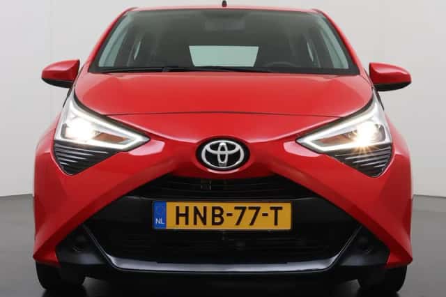 Toyota Aygo (2022) thumbnail 5