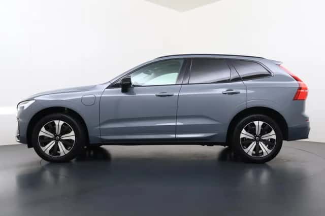 Volvo XC60 (2023) thumbnail 5