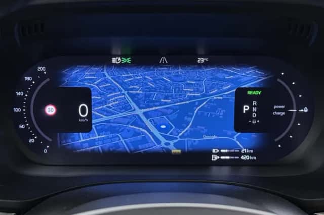 Volvo XC60 (2023) thumbnail 5
