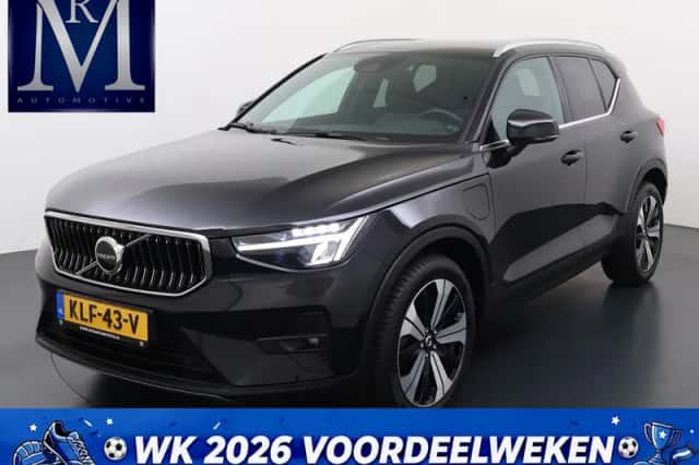Volvo XC40 (2023) thumbnail 1