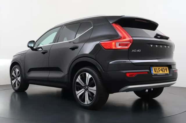 Volvo XC40 (2023) thumbnail 6