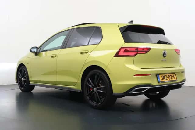Volkswagen Golf (2021) thumbnail 6