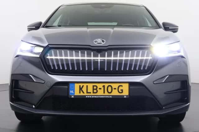 Škoda Enyaq (2023) thumbnail 4