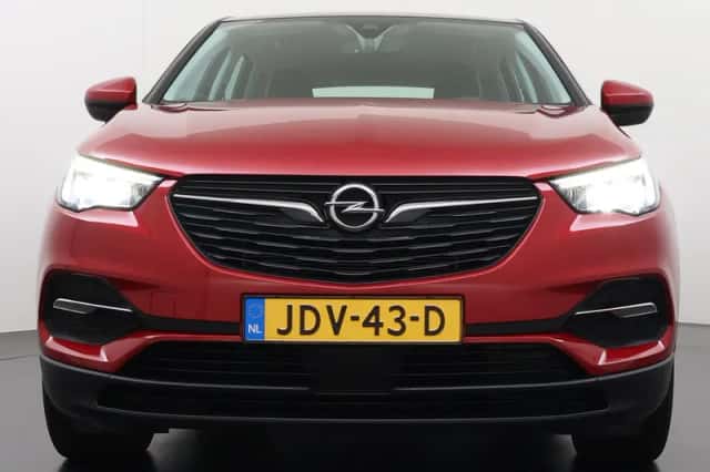 Opel Grandland X (2022) thumbnail 5