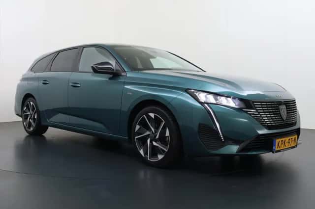 Peugeot 308 (2023) thumbnail 3