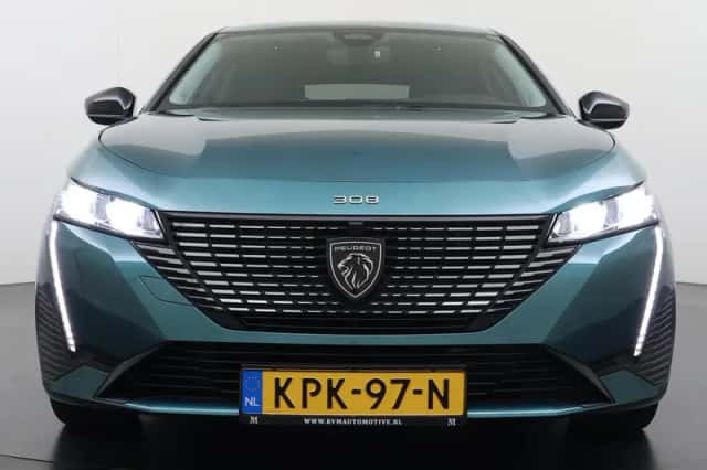 Peugeot 308 (2023) thumbnail 4