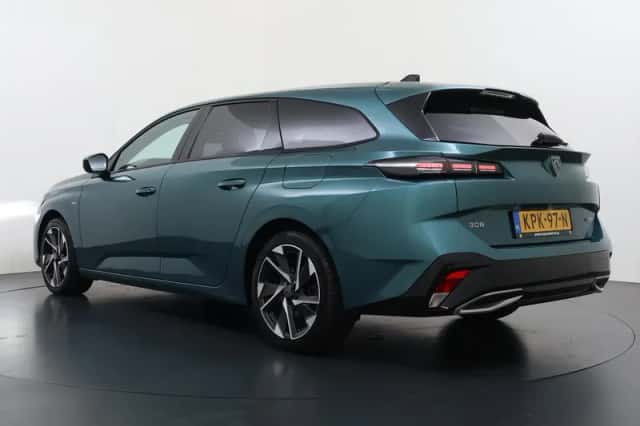 Peugeot 308 (2023) thumbnail 6