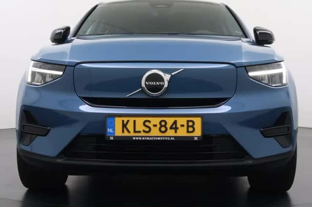 Volvo C40 (2022) thumbnail 4