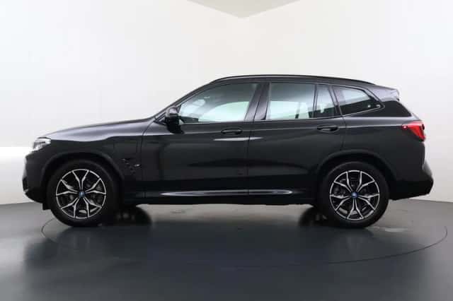 BMW X3 (2023) thumbnail 5