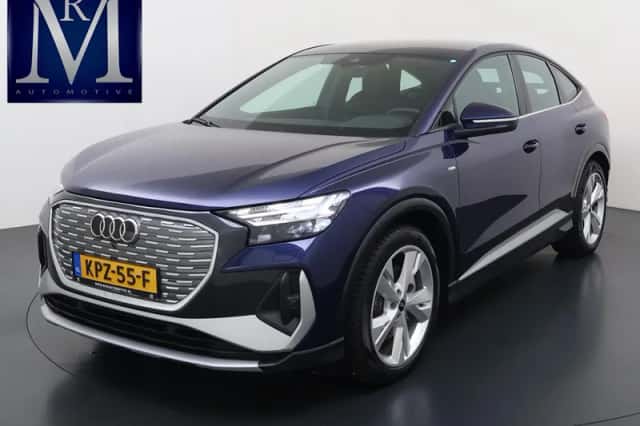 Audi Q4 (2024) thumbnail 1