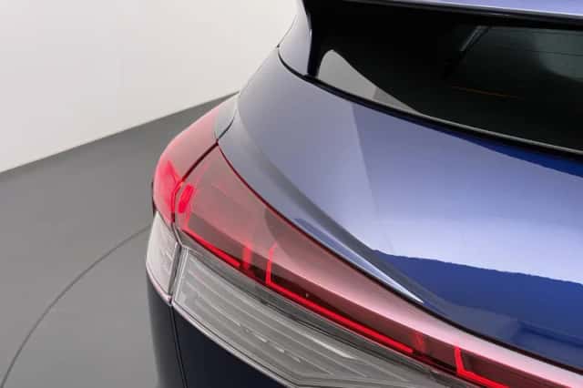 Audi Q4 (2024) thumbnail 2