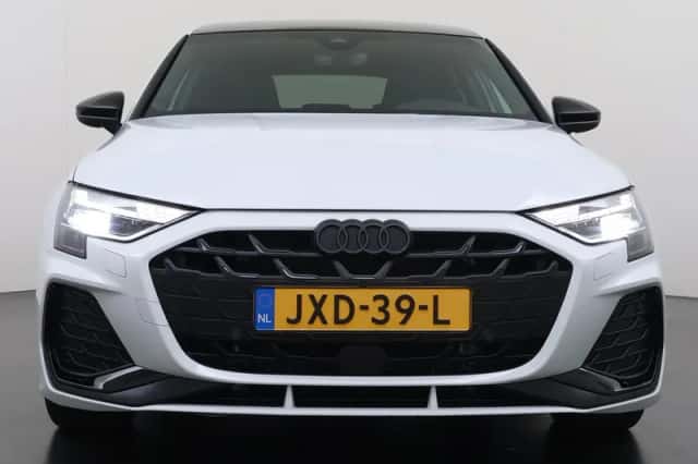 Audi A3 (2025) thumbnail 4