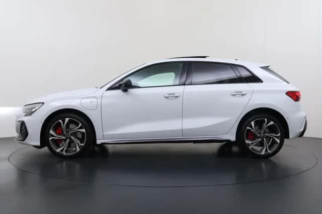 Audi A3 (2025) thumbnail 5