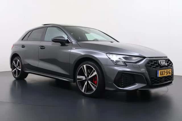 Audi A3 (2022) thumbnail 3
