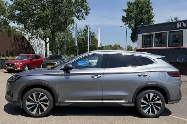 BYD Seal U (2025) thumbnail 2