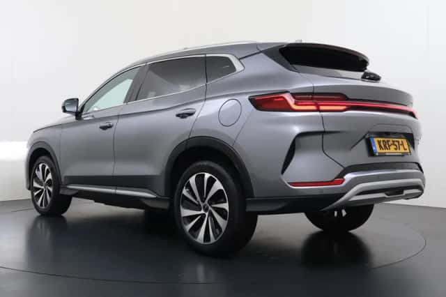 BYD Seal U (2025) thumbnail 6