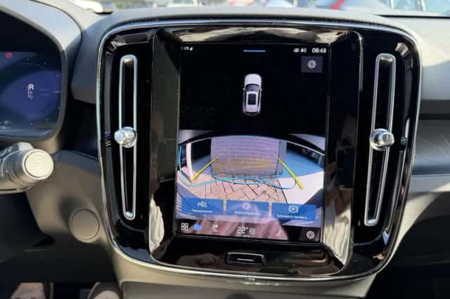 Volvo XC40 (2023) thumbnail 6