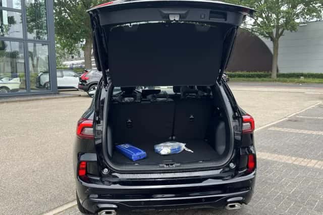 Ford Kuga (2026) thumbnail 6