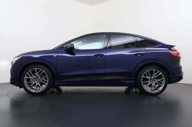 Audi Q4 (2024) thumbnail 5