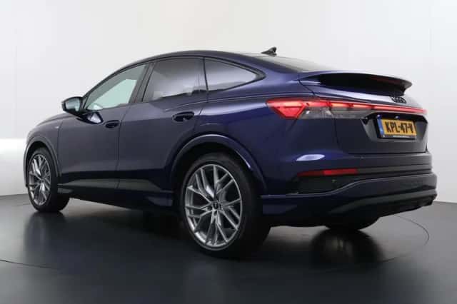 Audi Q4 (2024) thumbnail 6