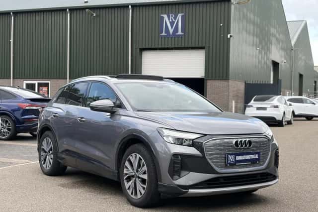 Audi Q4 (2024) thumbnail 4