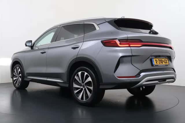 BYD Seal U (2023) thumbnail 6