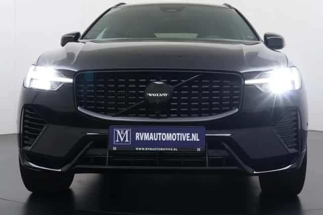 Volvo XC60 (2024) thumbnail 4