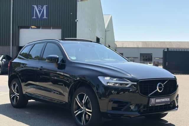 Volvo XC60 (2021) thumbnail 3