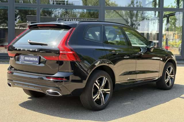 Volvo XC60 (2021) thumbnail 4