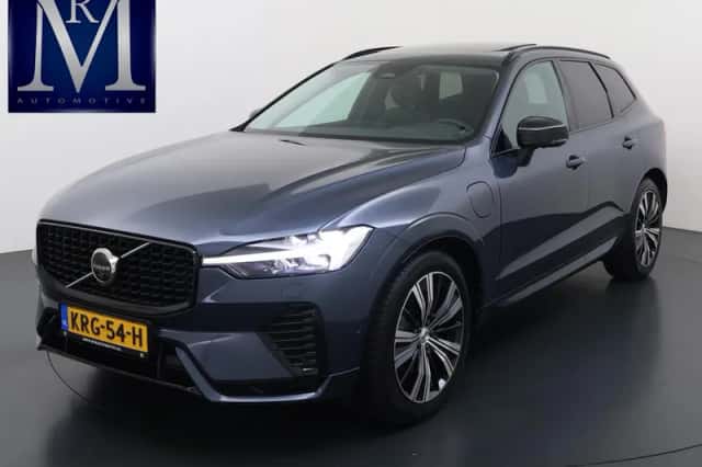 Volvo XC60 (2023) thumbnail 1